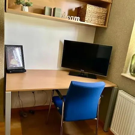 útulný S Parkovaním V Objekte Apartmán *